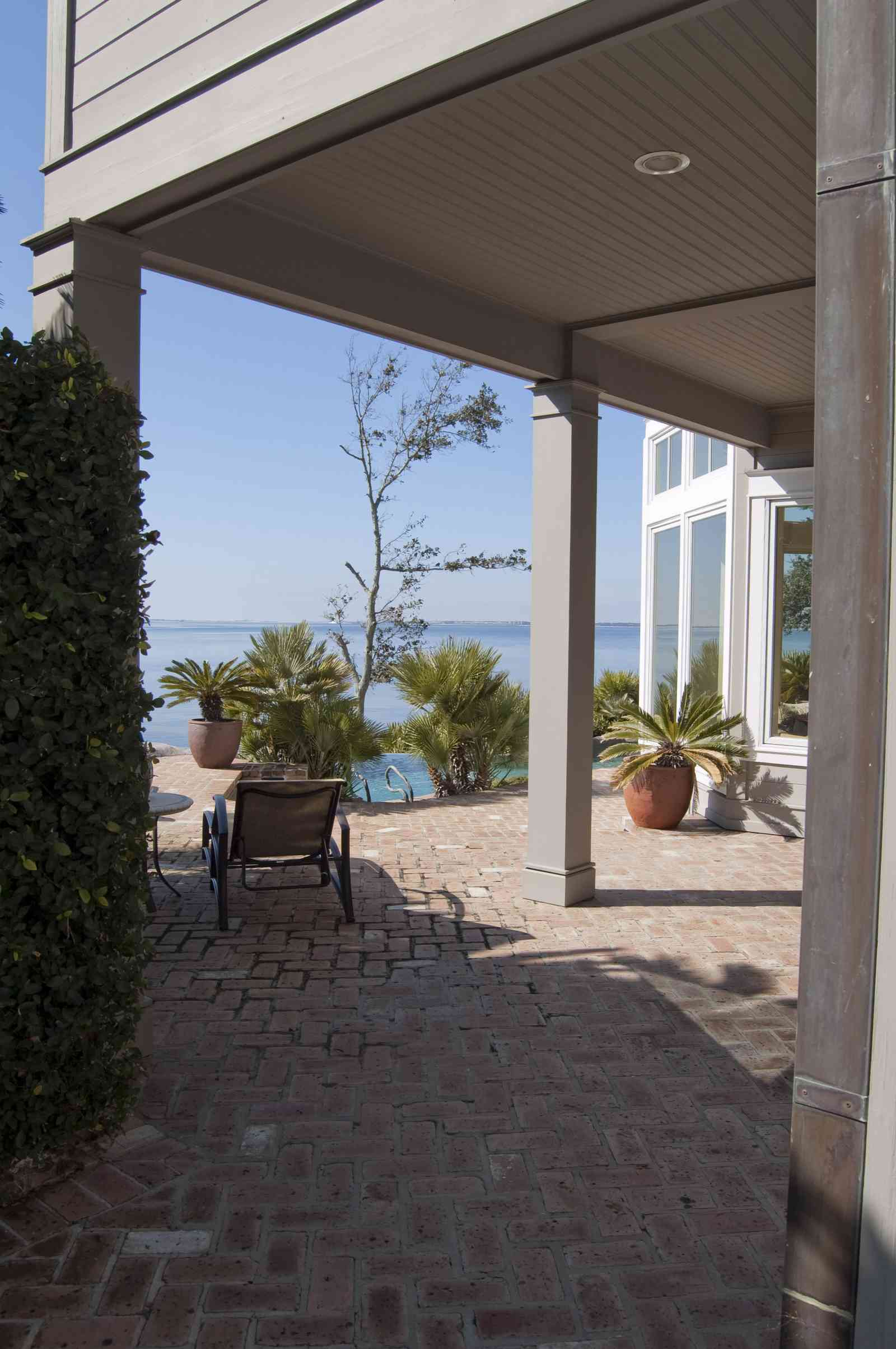 63+shoreline-patio_15.jpg:  