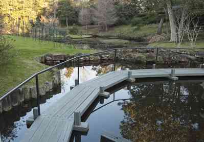 bellingrath+gardens-boardwalk_03.jpg:  