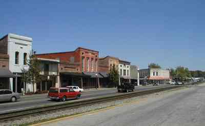 Brewton:-Downtown_00b.jpg:  store front buildings, downtown, main street america, 19th century, railroad tracks, alabama