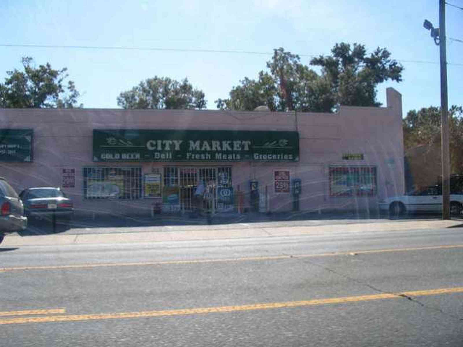 Brownsville_07.jpg:  brownsville, slum, bad, lower income, crime