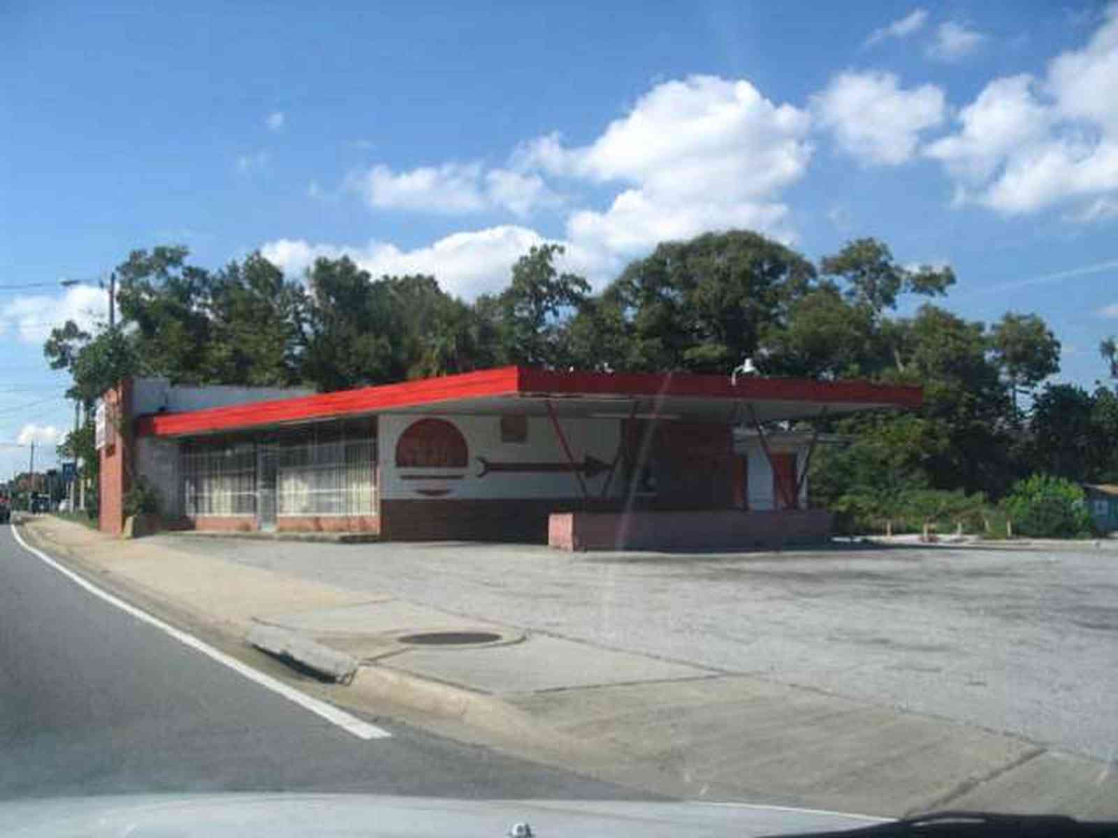 Brownsville_08.jpg:  brownsville, slum, bad, lower income, crime