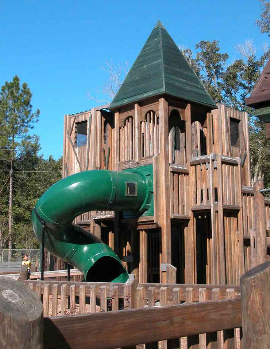 Pace:-Benny-Russell-Park_02.jpg:  slide, roof, climbing, playground equipment