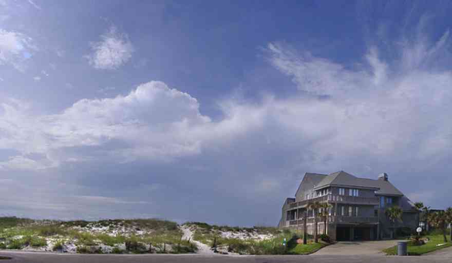 Pensacola-Beach:-Hermosa-St-Homes_01.jpg:  dunes, sea oats, beachfront homes, gulf of mexico