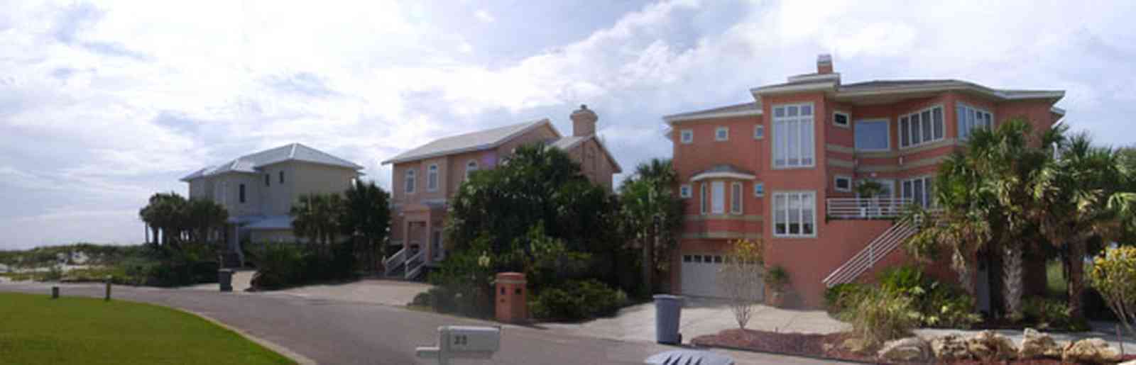 Pensacola-Beach:-Hermosa-St-Homes_05.jpg:  beachfront homes, mediterrean villa,  gulf of mexico, palm trees, 
