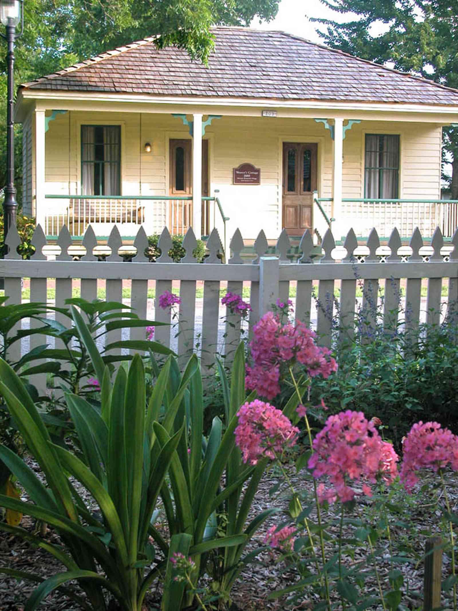 Pensacola:-Historic-Pensacola-Village:-The-Weavers-Cottage_01b.jpg:  victorian cottage, front porch, shake roof, wood shingle roof, gulf coast cottage, pyramidal roof, pecan trees, 