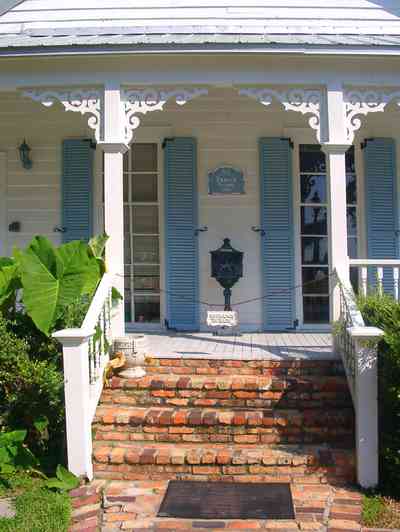 Pensacola:-Seville-Historic-District:-DeMaria-Law-Firm_02.jpg:  victorian cottage