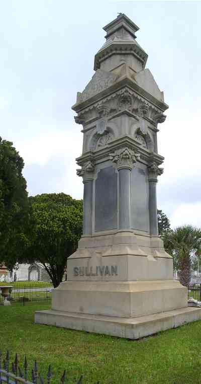 Pensacola:-Seville-Historic-District:-St-Michael-Cemetery_06.jpg:  cemetery, tomb, monument, wrought-iron fence