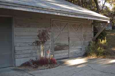 10+walton-garage+door.jpg:  
