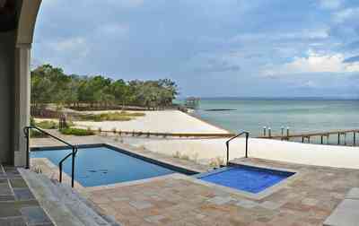 722+Peakes+Point-patio_02.jpg:  