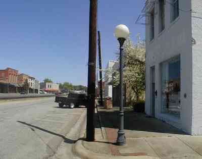 Brewton:-Downtown_04.jpg:  store front facades, railroad tracks, main street america, 1920's architecture, midwestern architecture, lumber town