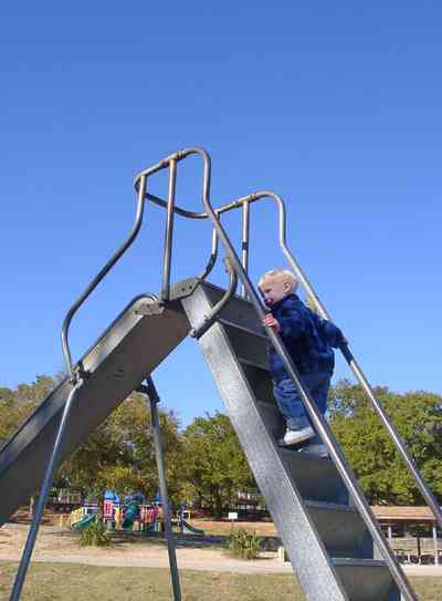 East-Hill:-Bayview-Park_08.jpg:  playground, anthony alberda, slide