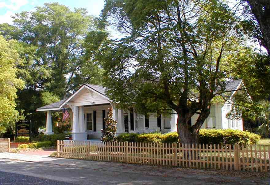 Milton:-Faircloth-Carroll-House-Restaurant_01.jpg:  picket fence, craftsman cottage, restaurant, shutters, milton, front porch