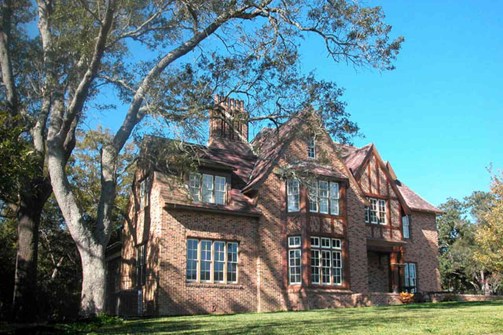 North-Hill:-1125-Spring-Street_02a.jpg:  tudor architectural style, gothic revival style, brick house, oak tree, period house