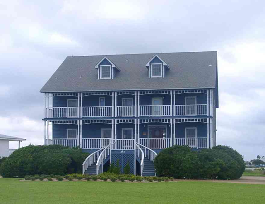 Pensacola-Beach:-Sabine-Dr.-House_01.jpg:  house, formal staircase, villa sabine, little sabine bay