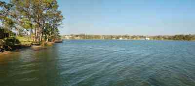 Pensacola:-Bayou-Texar_04.jpg:  bayou, texar, lake, bay, water, calm water, mansions, 