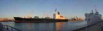 Pensacola:-Downtown:-Port-Of-Pensacola_02.jpg:  ship, boat, cruise, frozen cargo, commodities, port, 